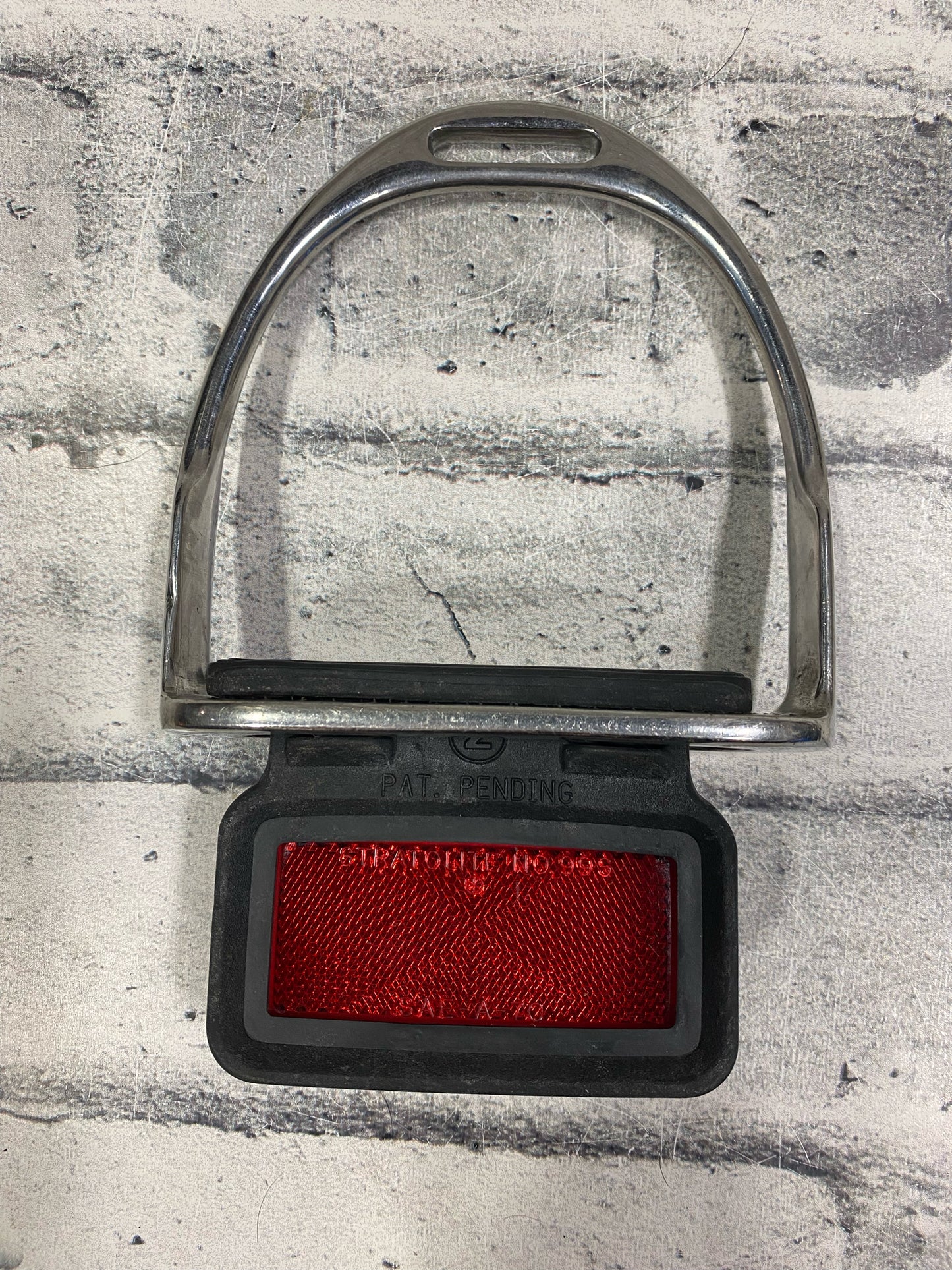 4.75" Stirrup Irons w/ Reflectors