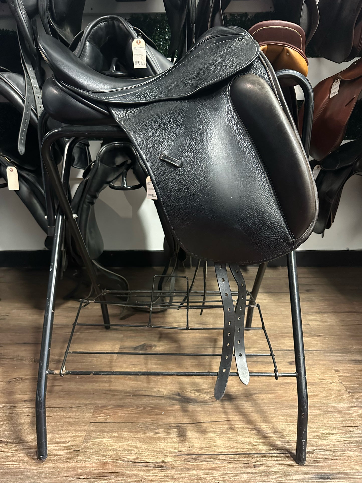 17" 2011 County Perfection Dressage Saddle