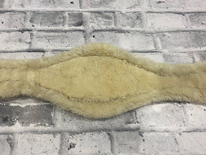49" Kentucky Leather Shaped Girth With Removable Shepskin