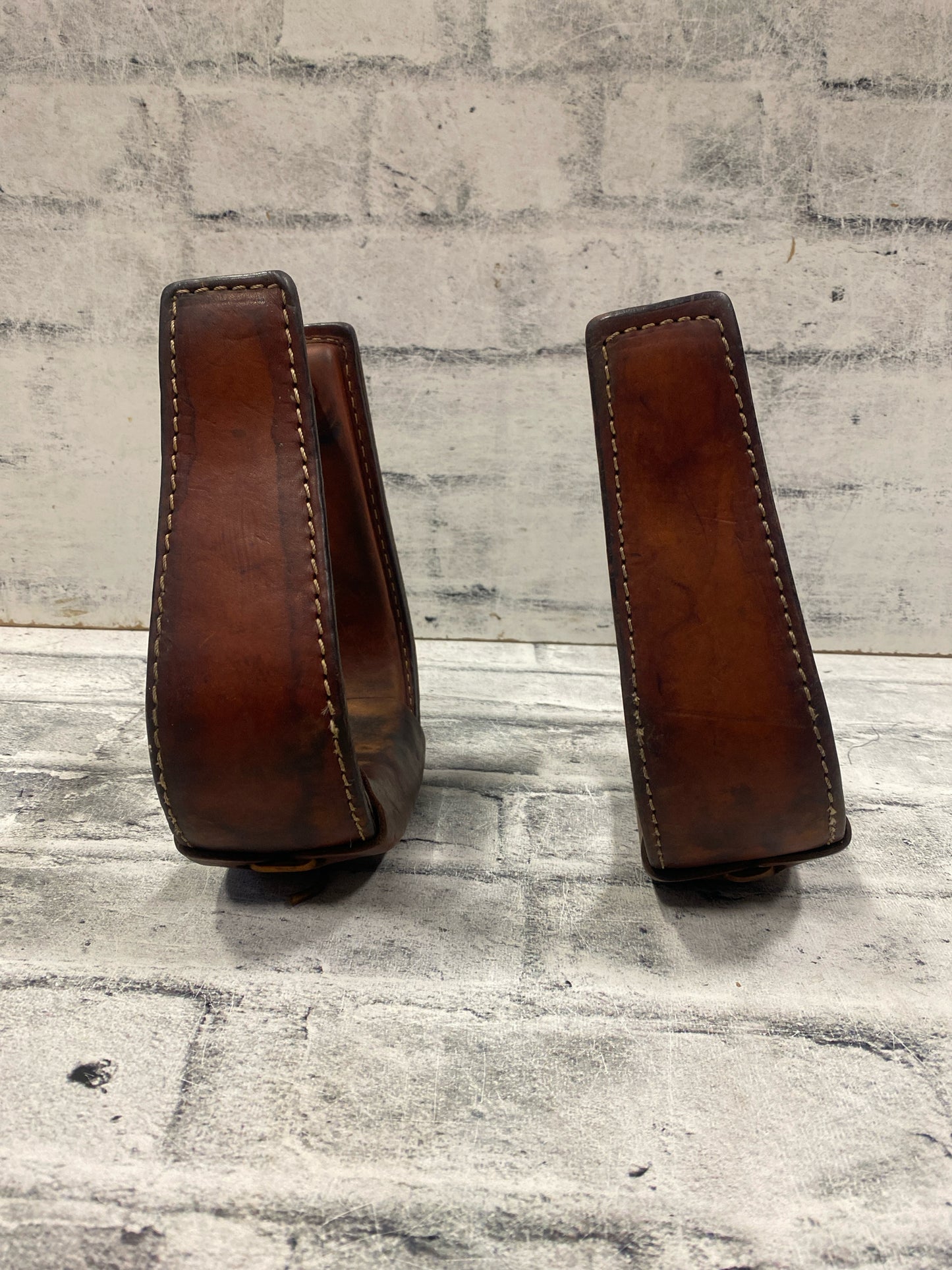 3" Basketweave Leather Stirups