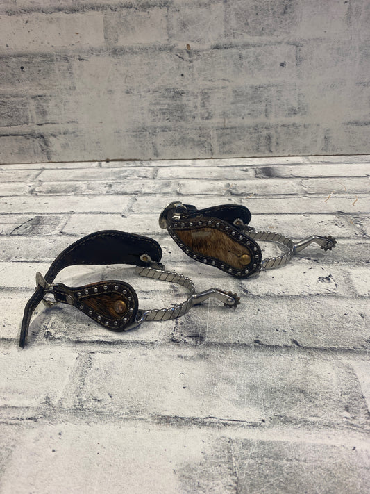 Ladies Spurs w Cowhide Spur Straps