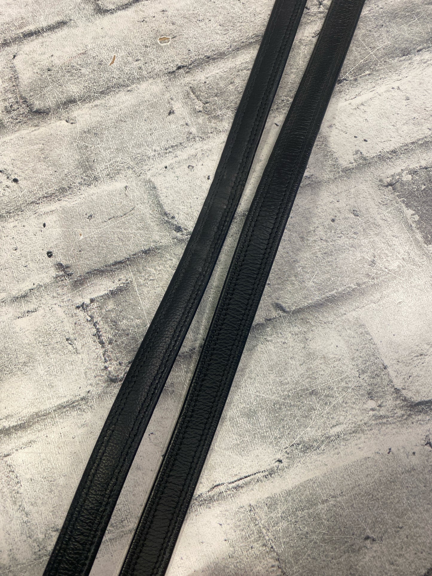 60" Val Du Bois Stirrup Leather Black