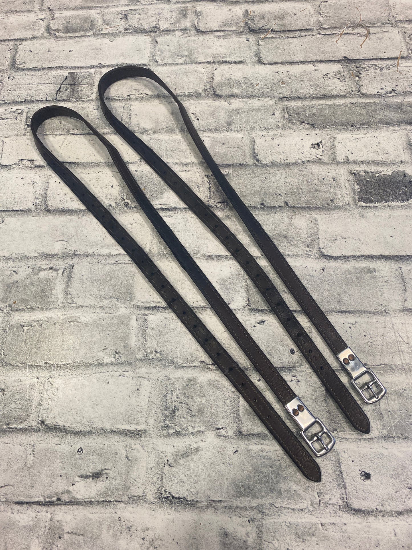 54" Mondega Stirrup Leathers Dark Brown