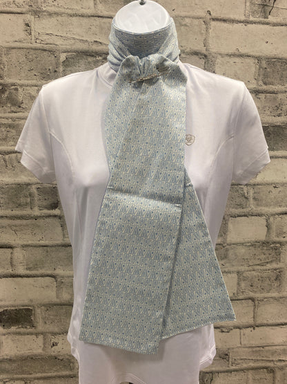 Klip Klop Kreations Four Fold Stock Tie - Blue & White Heart Pattern