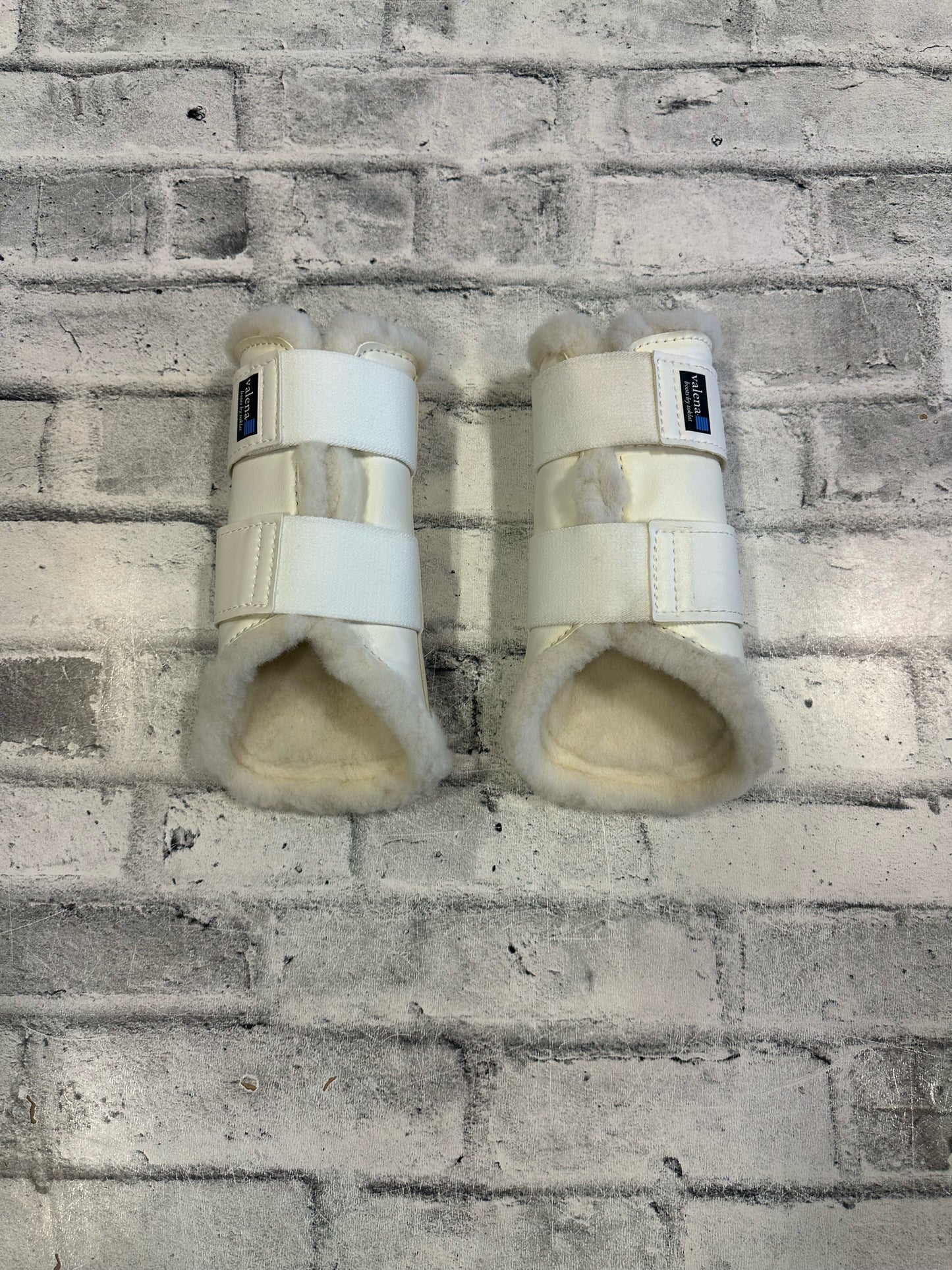 Valena Brushing Boots White S