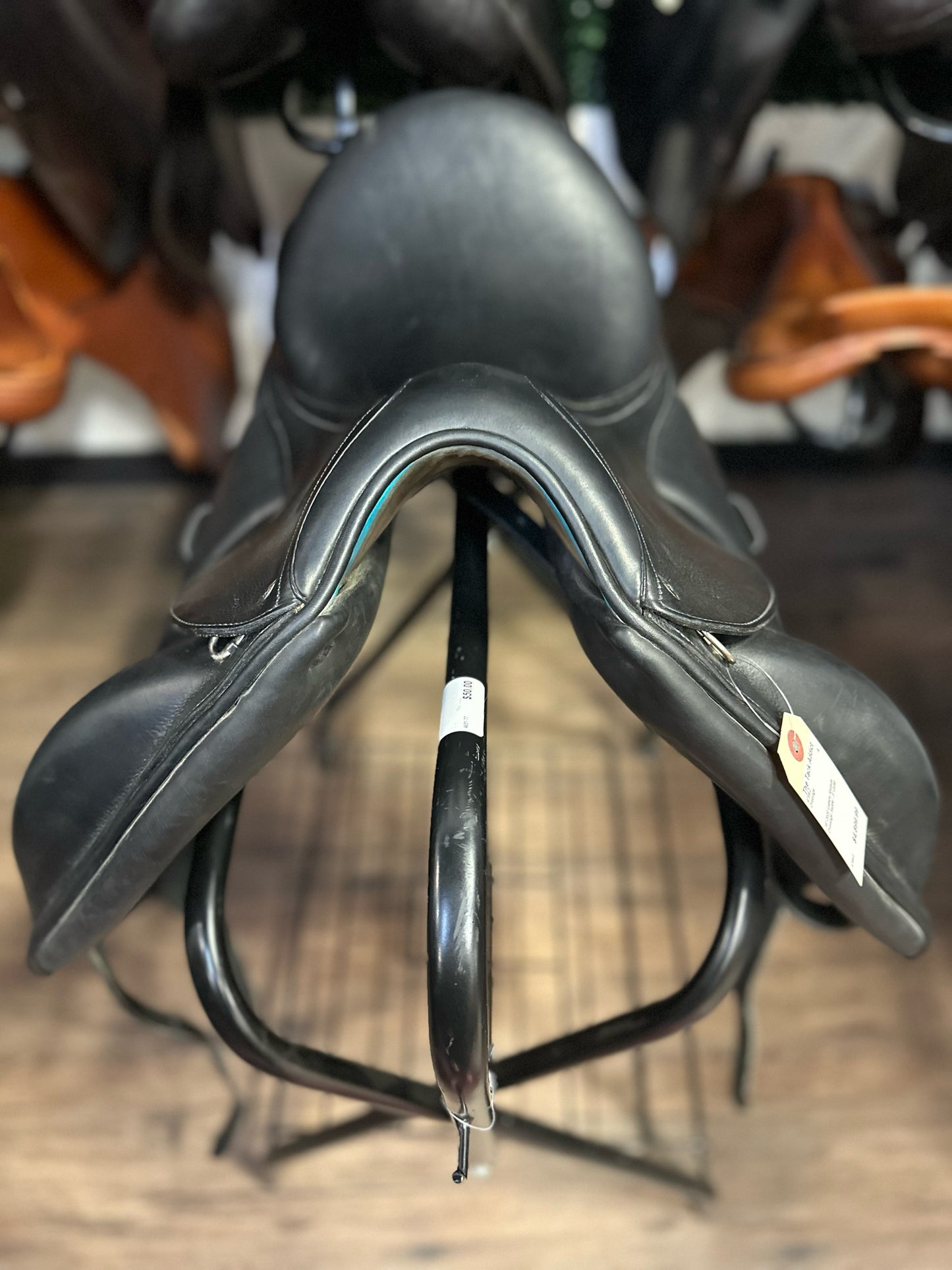 16" 2020 Voltaire Abelaide Dressage Saddle - 5" Gullet (MW)