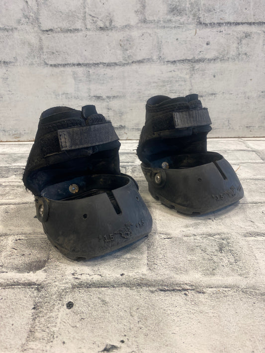 Easy Boot Pair w/Studs Size 1.5