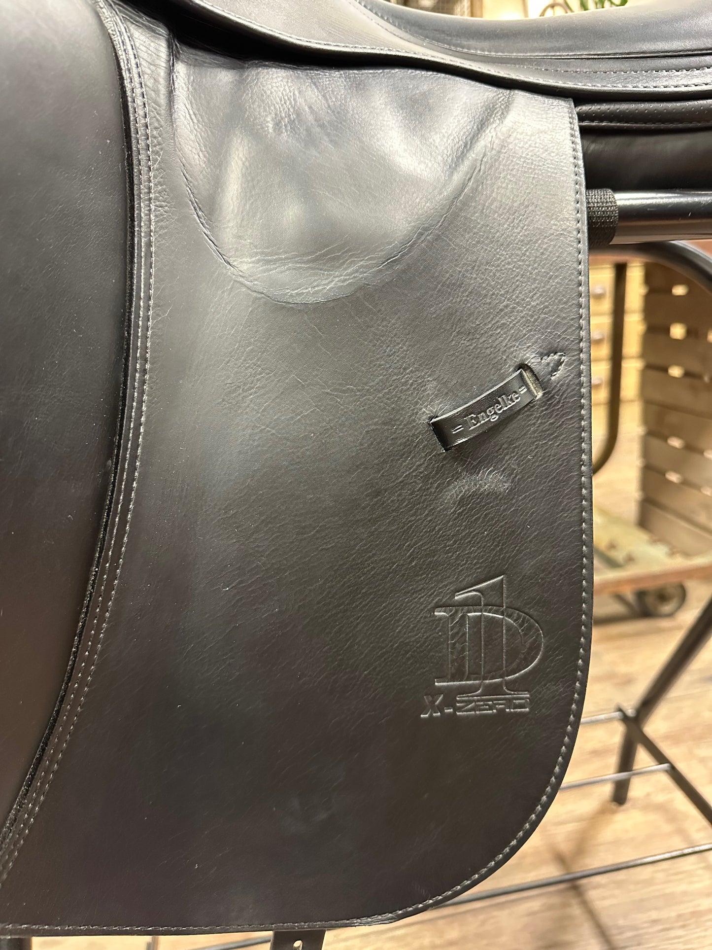 17" Prestige D1 X-Zero Dressage Saddle