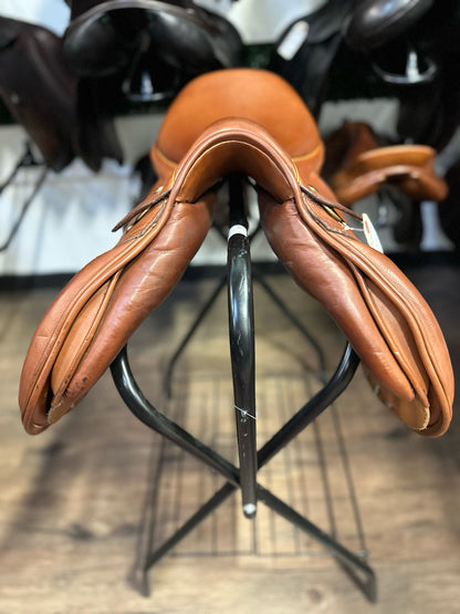 16.5" Harry Dabbs CC Saddle - 4" Gullet