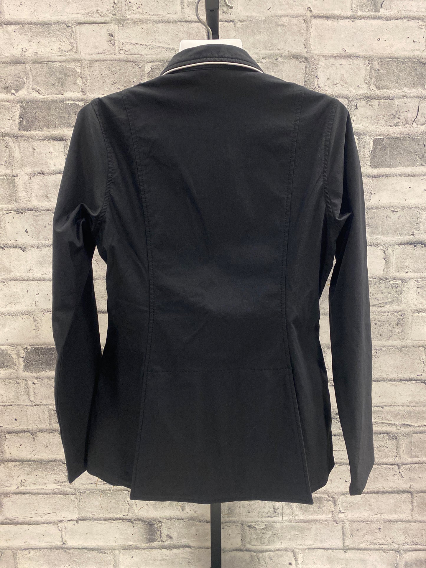 Kerrits Show Jacket w/White Piping M