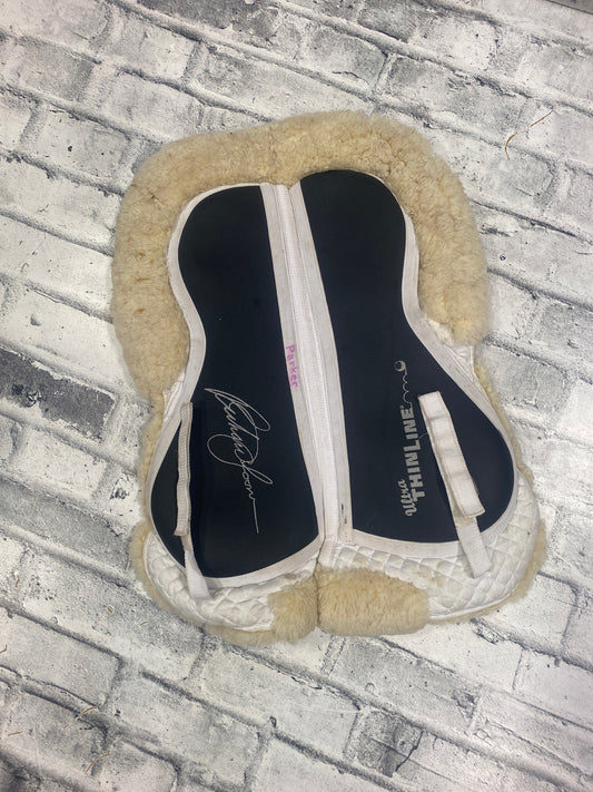 ThinLine Shimmable Sheepskin Half Pad M