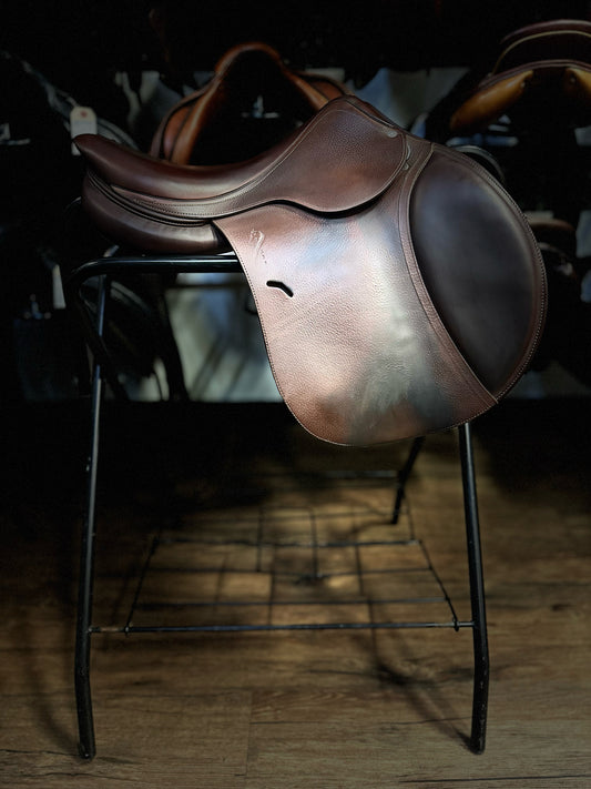 17" 2017 Antares CC Saddle 3 NB Flap