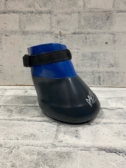 Davis Soaking Boot Size 2 NEW