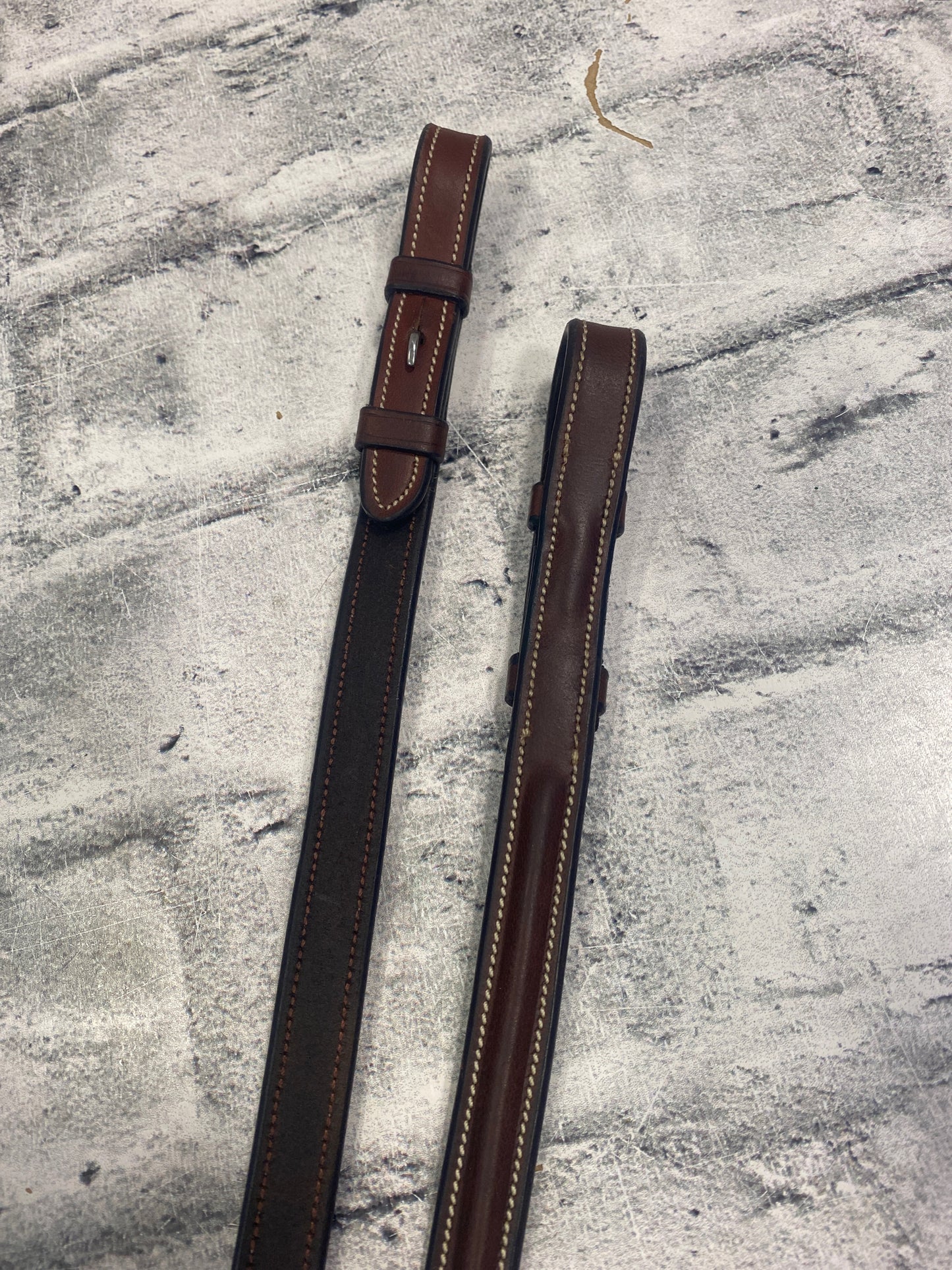Raised Fancy Stitched Laced Reins Chestnut Brown