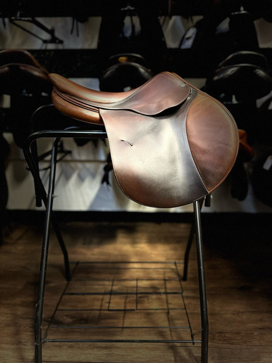 17" 2017 Anatres CC Saddle - 5" Gullet - 1E Flap