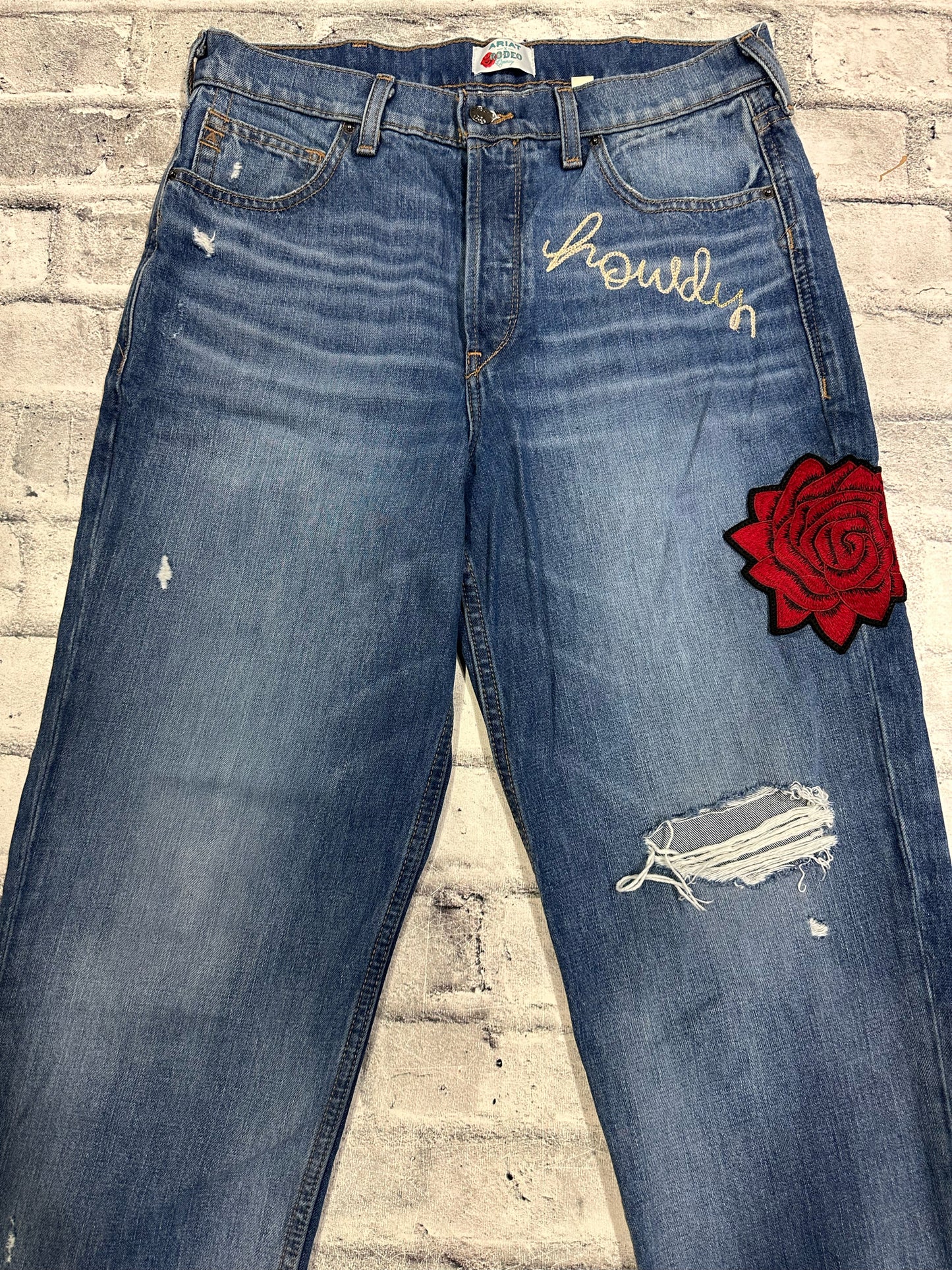 Ariat x Rodeo Quincy Straight Leg Capri Embroidered Jeans 30R