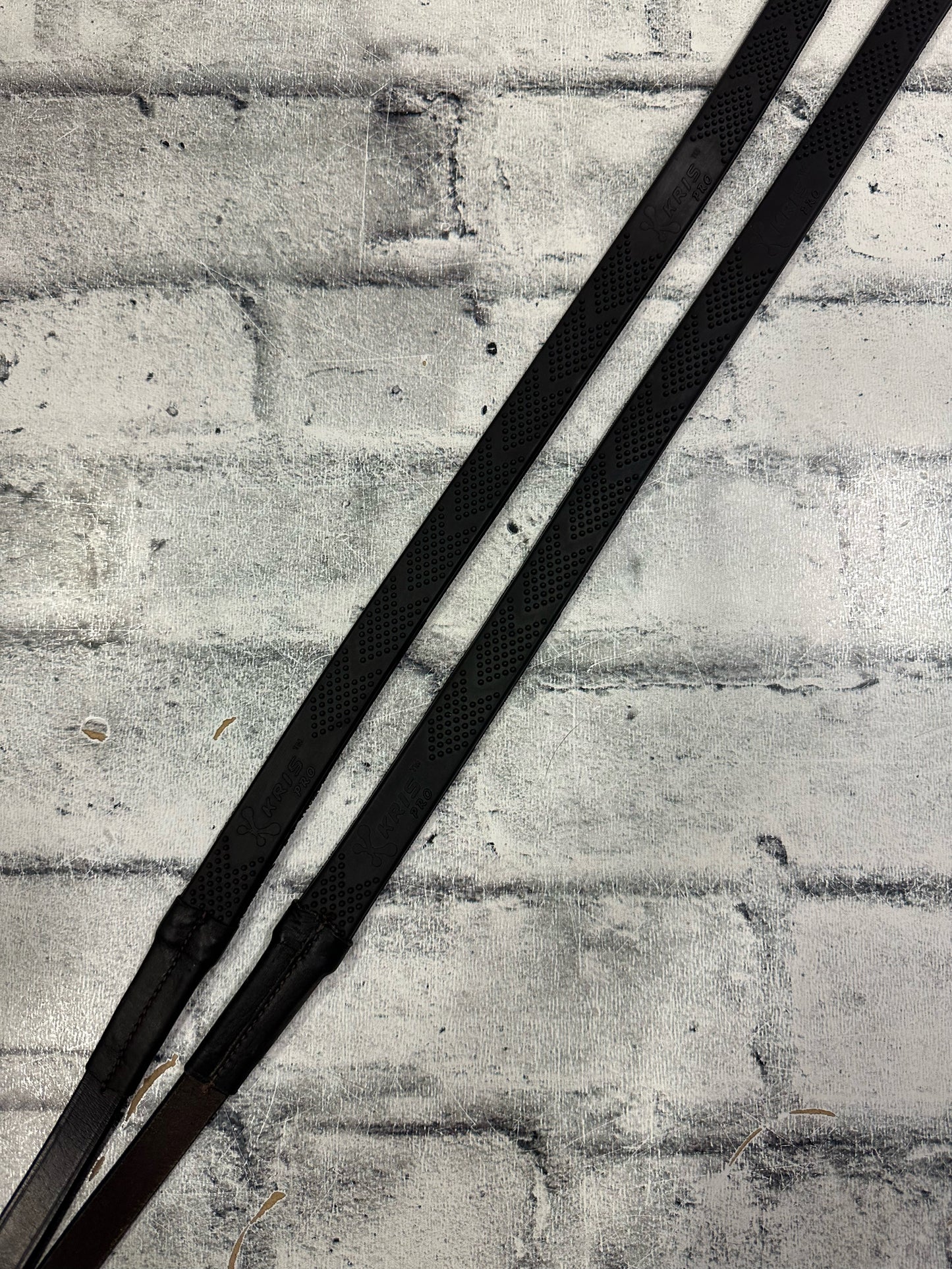 Kris Rubber Reins Brown