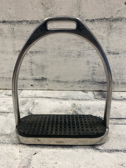 4.75" Metalab Stirrup Irons