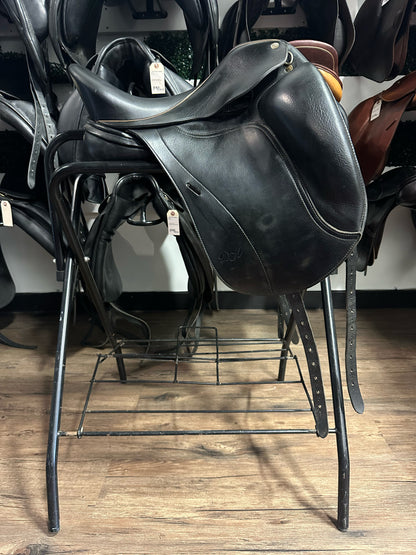 16.5" DK Freedom Dressage Saddle