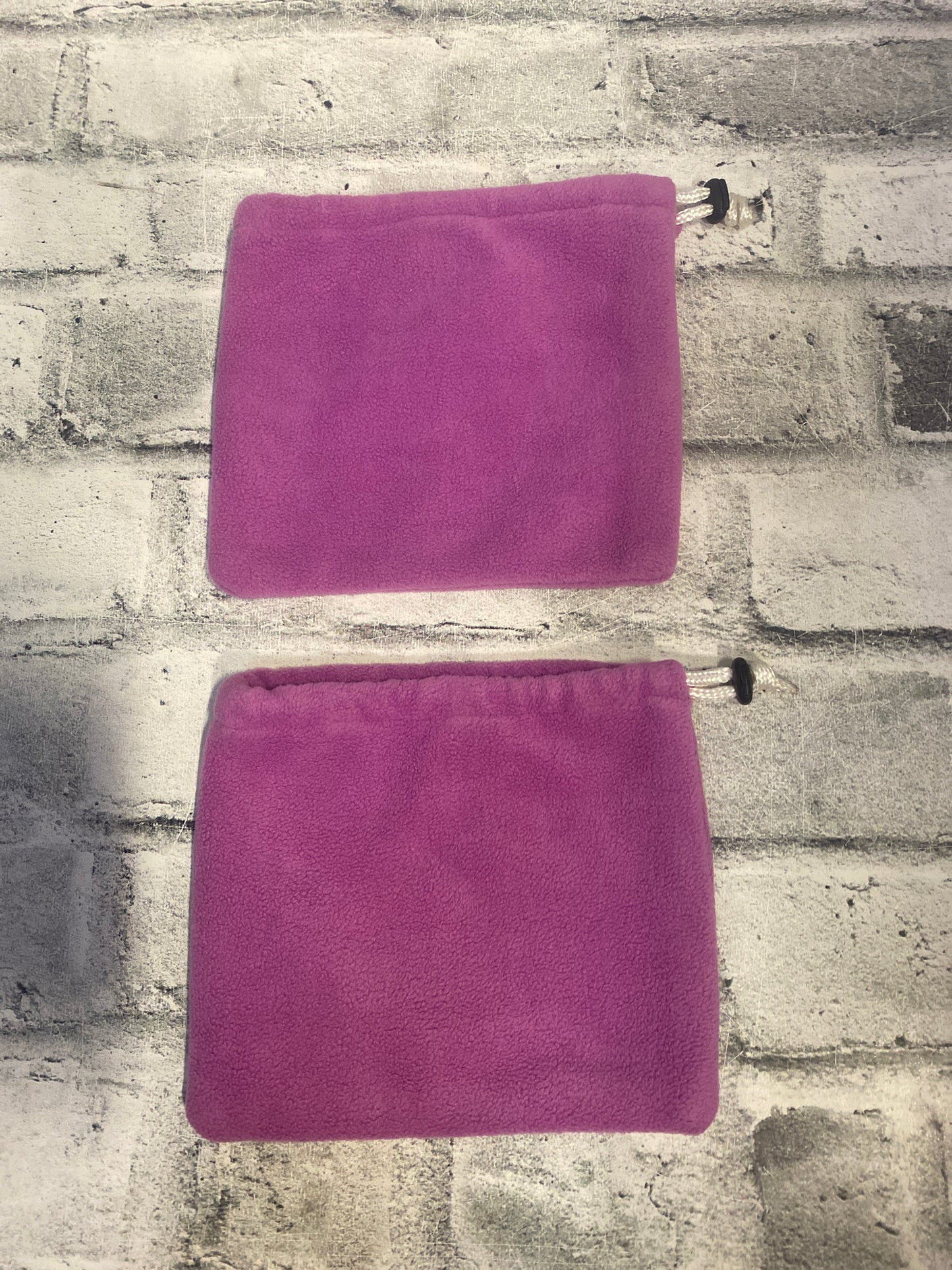 Klip Klop Kreations Stirrup Covers - Fuchsia