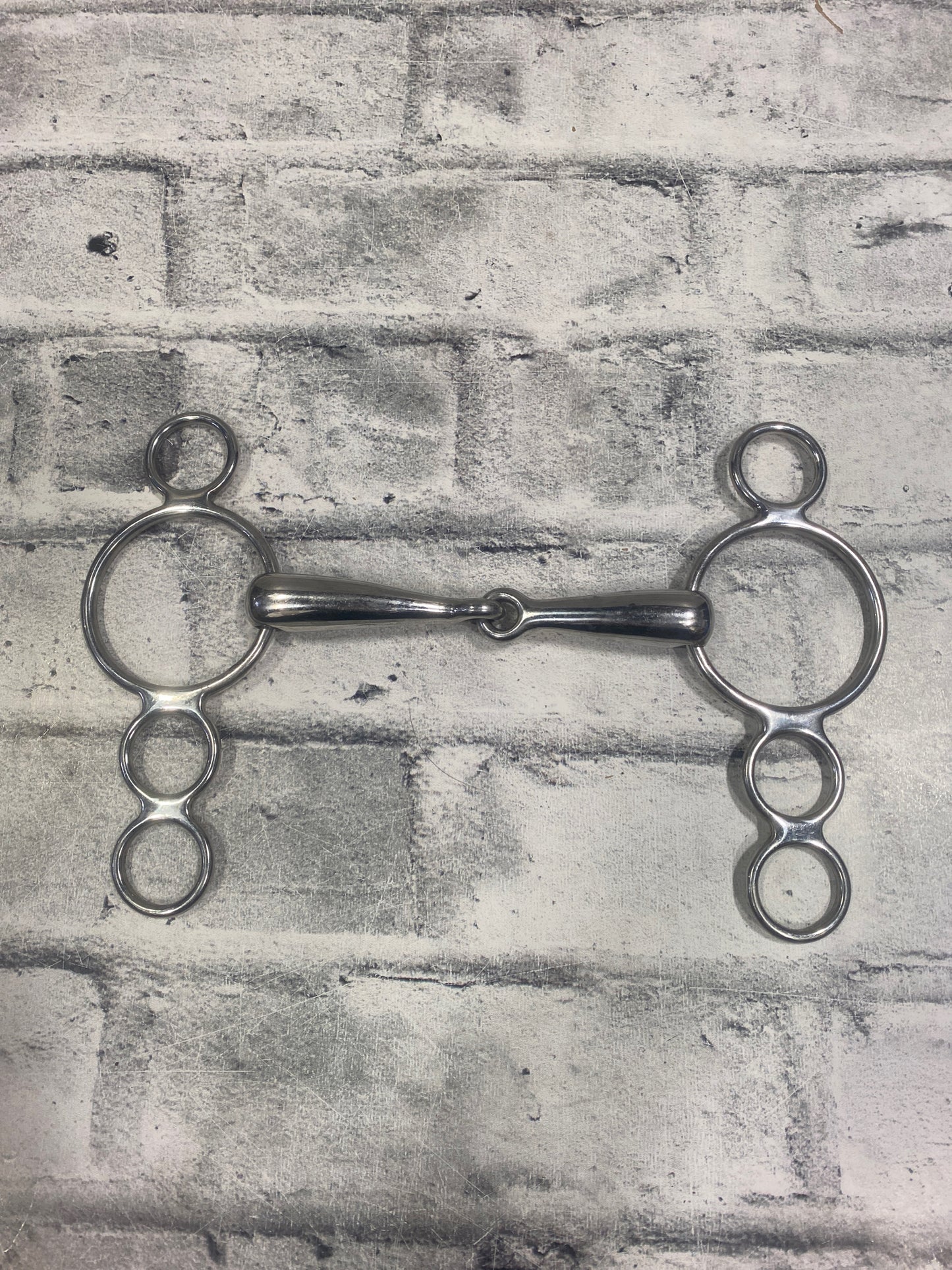 6" Eldonian 3-Ring Gag