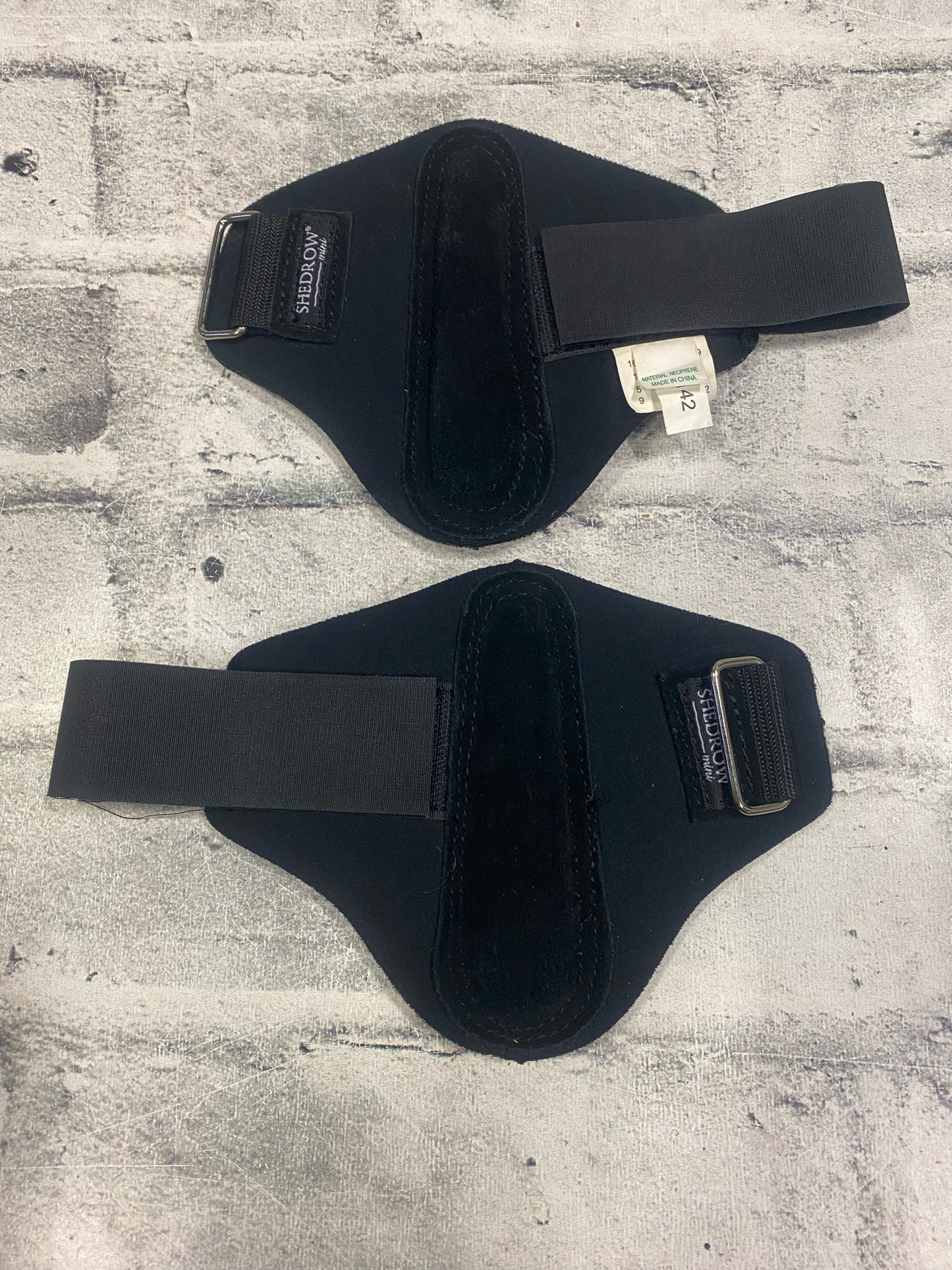 Shedrow Super Mini Splint Boots Black Front