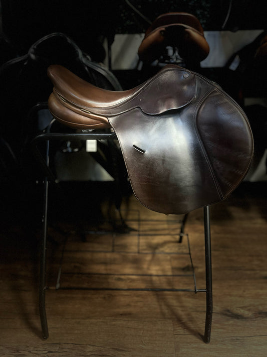 16.5" Collegiate CC Saddle