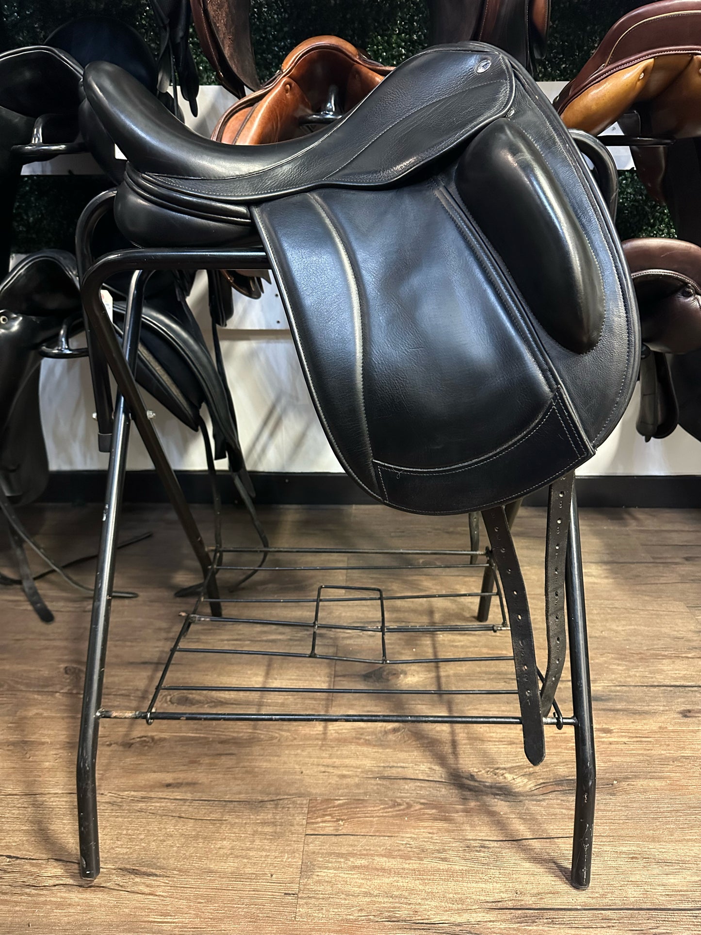 17.5" Frank Baines Union Lux Monoflap Dressage Saddle