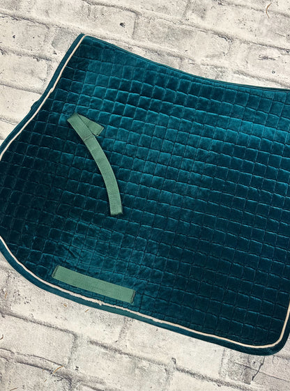 Velvet Quilted AP Pad Green