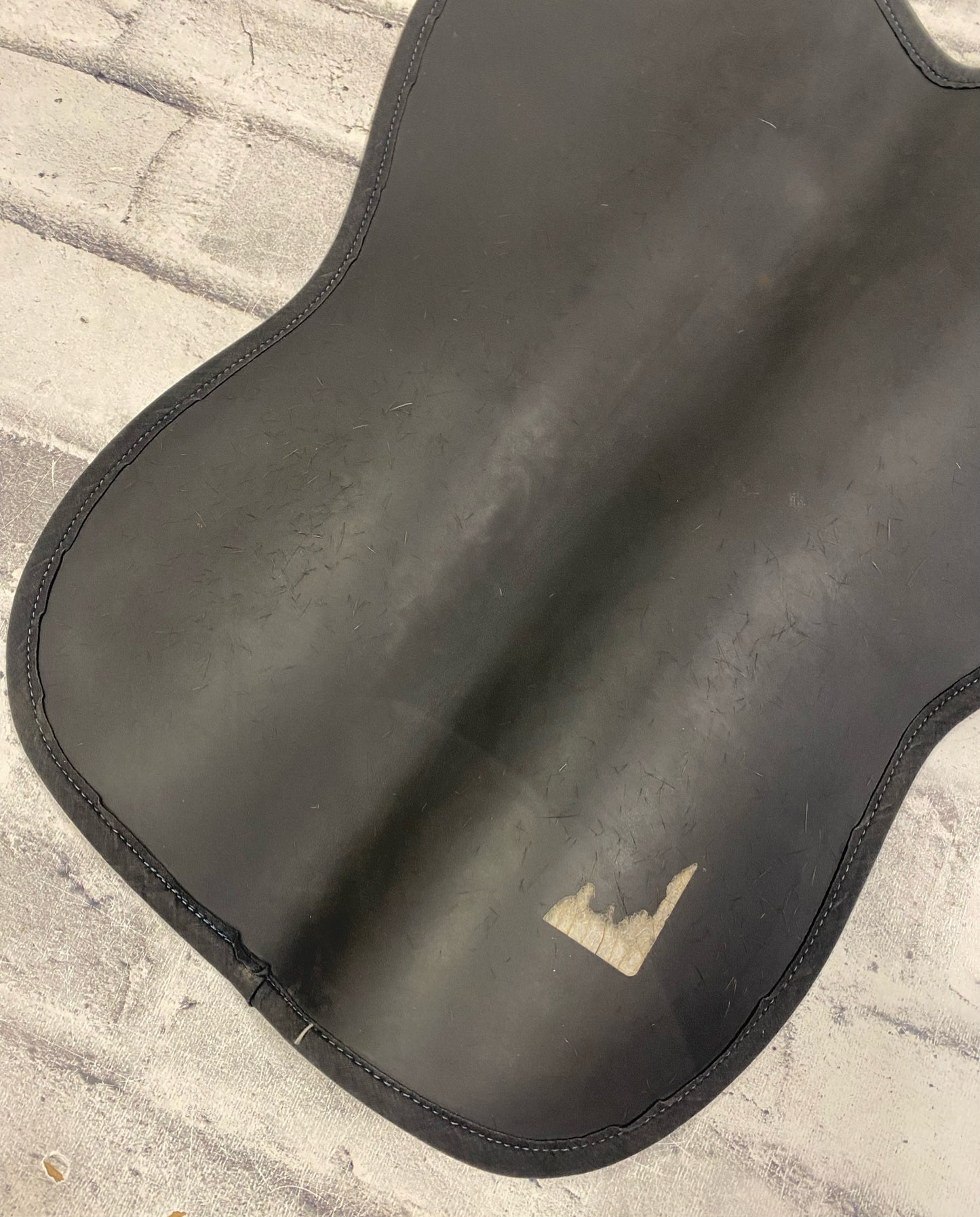 Thinline Non-Slip Half Pad Black