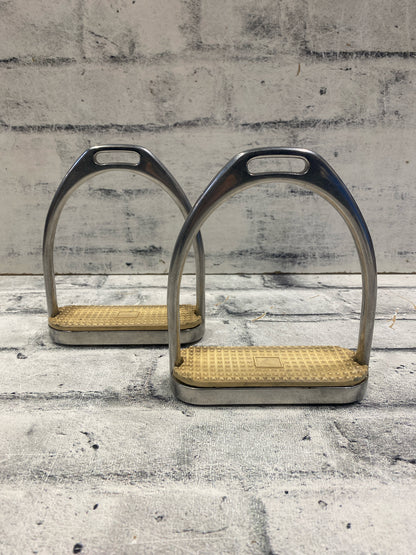 4.75" Stirrup Irons