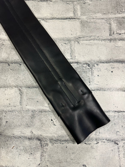 26" Stubben Leather Dressage Girth Black
