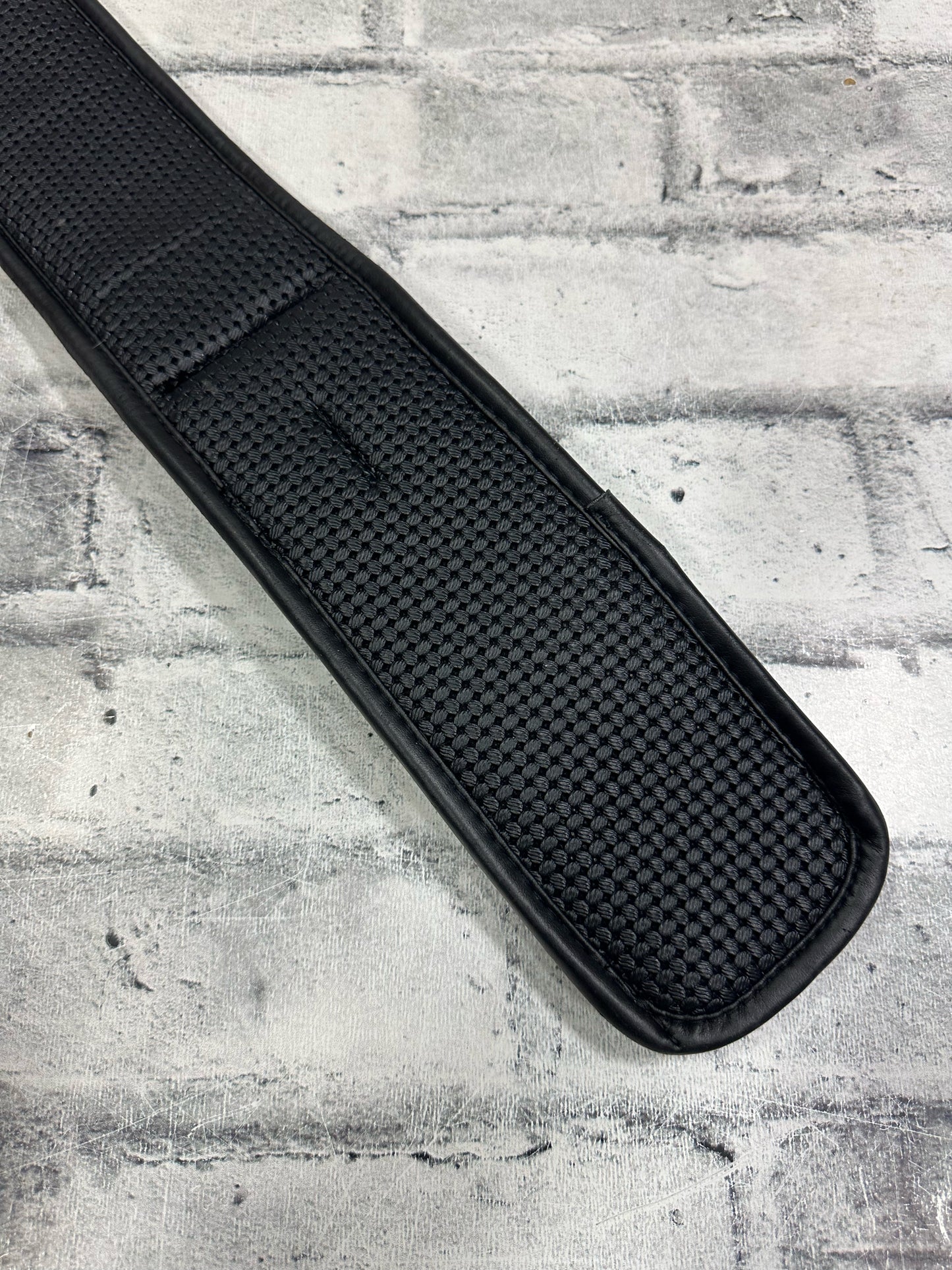 26" Neoprene Dressage Girth Black