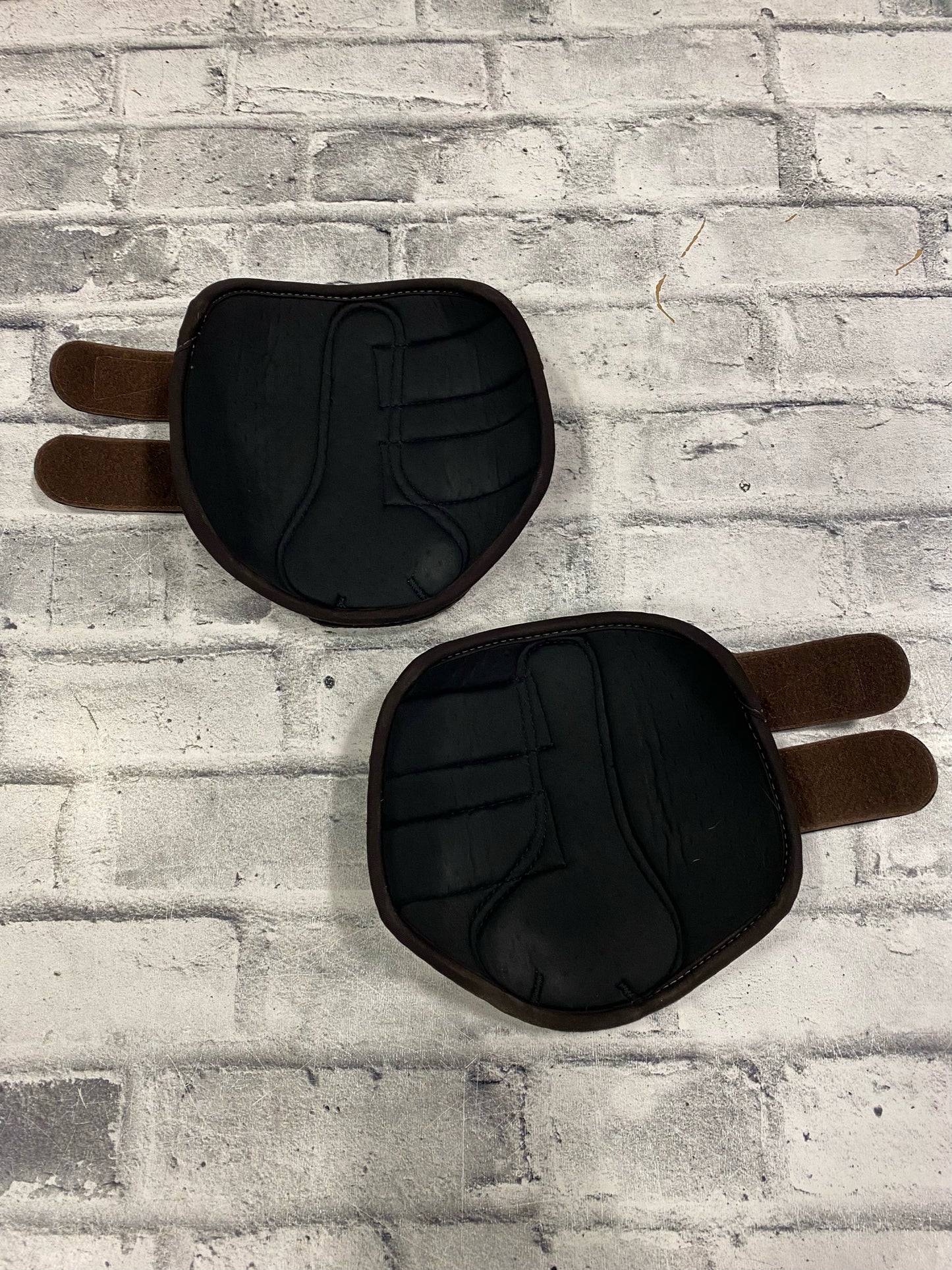 Back On Track Airflow Tendon Boots Brown M