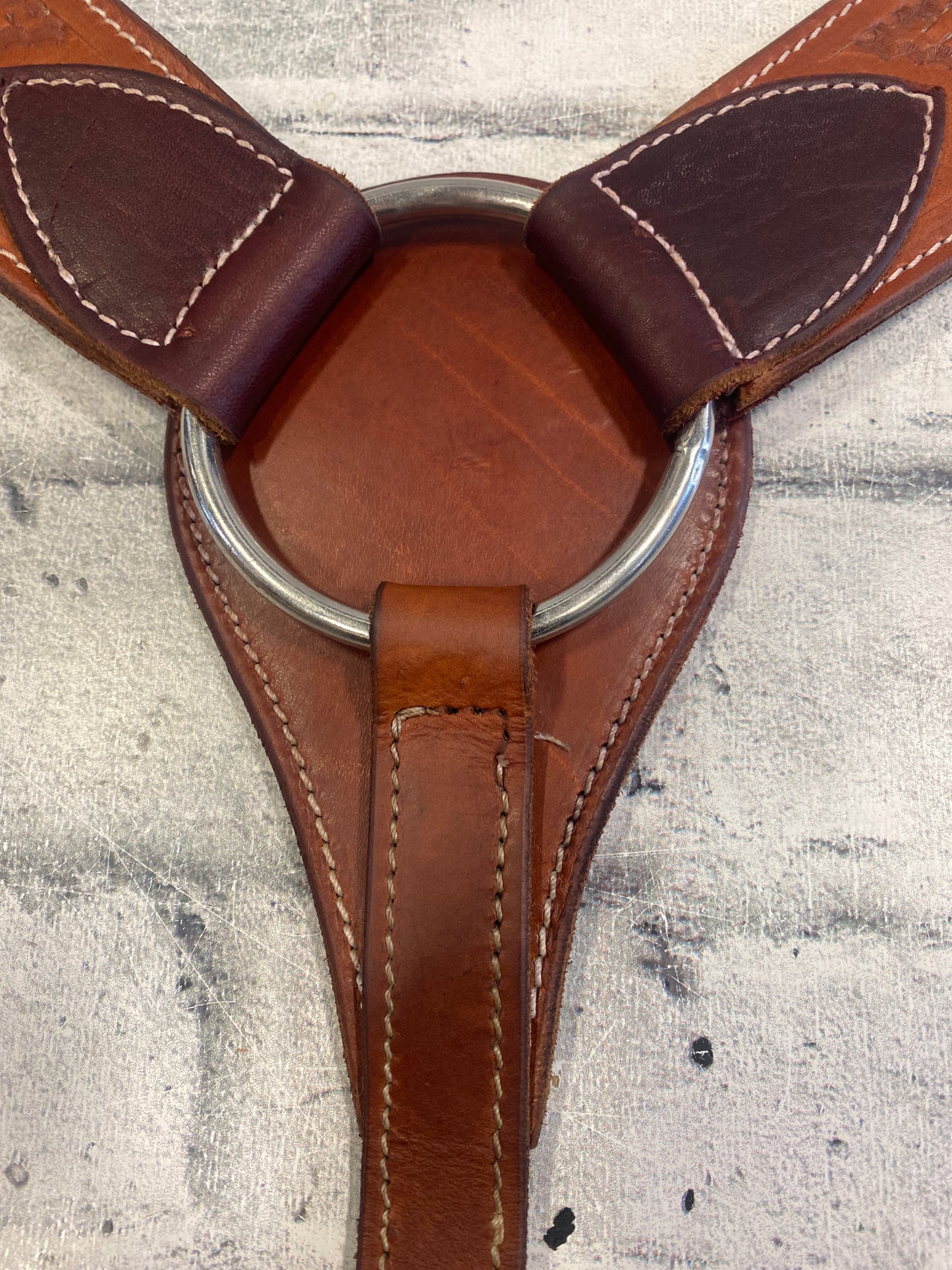 Basketweave Breast Collar Medium Oil