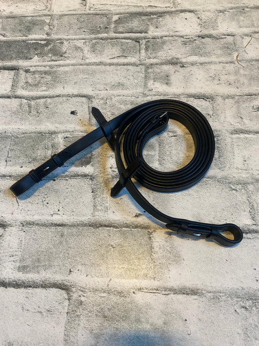 Flat Leather Reins Black