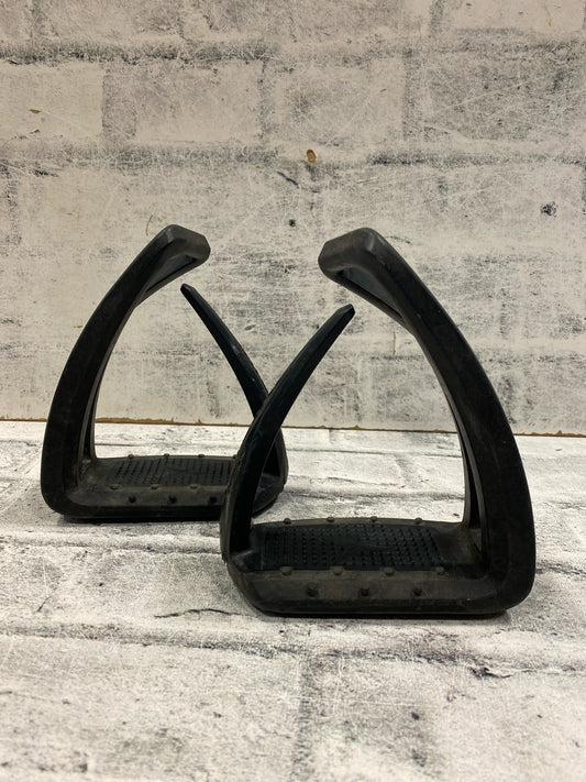4.25 Free Jump Safety Stirrups Black