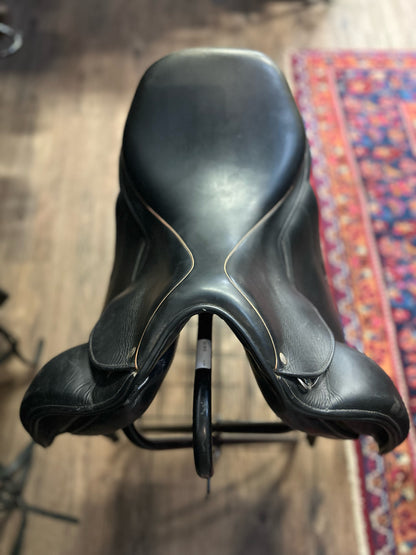 17.5"  Regal Mono Flap Dressage Saddle - 6" Gullet
