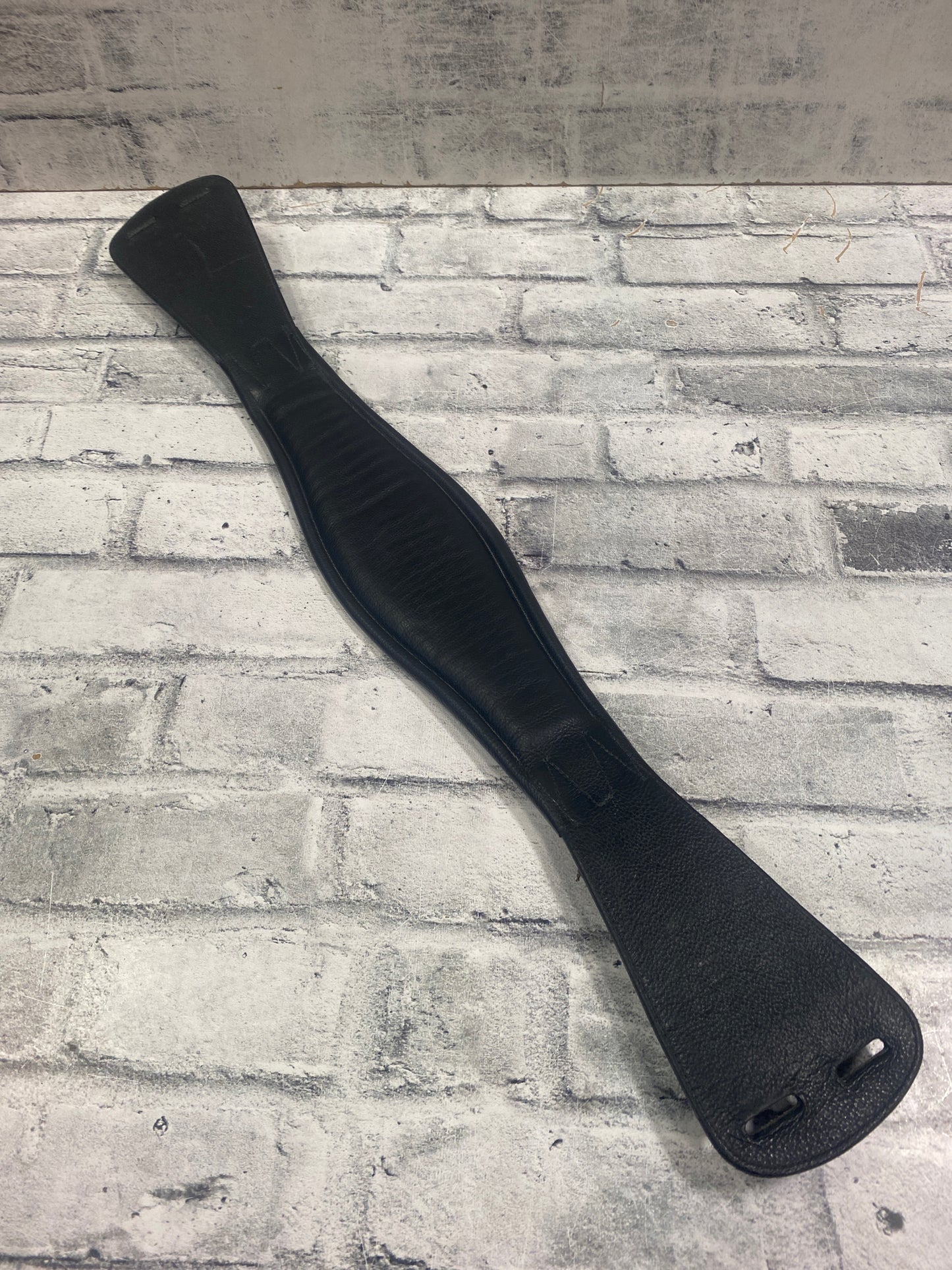 28" Leather Dressage Girth Black