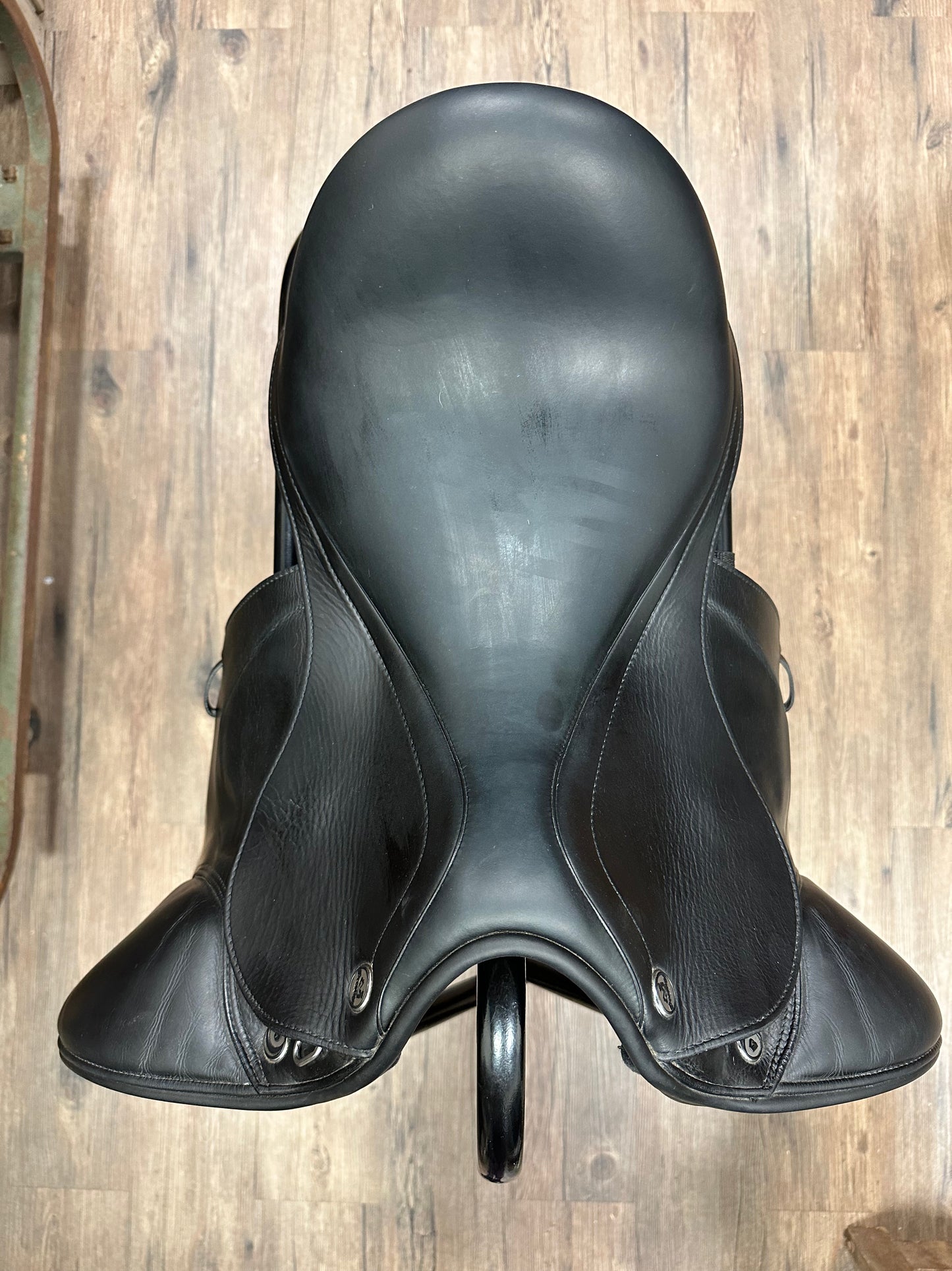 17" Prestige D1 X-Zero Dressage Saddle