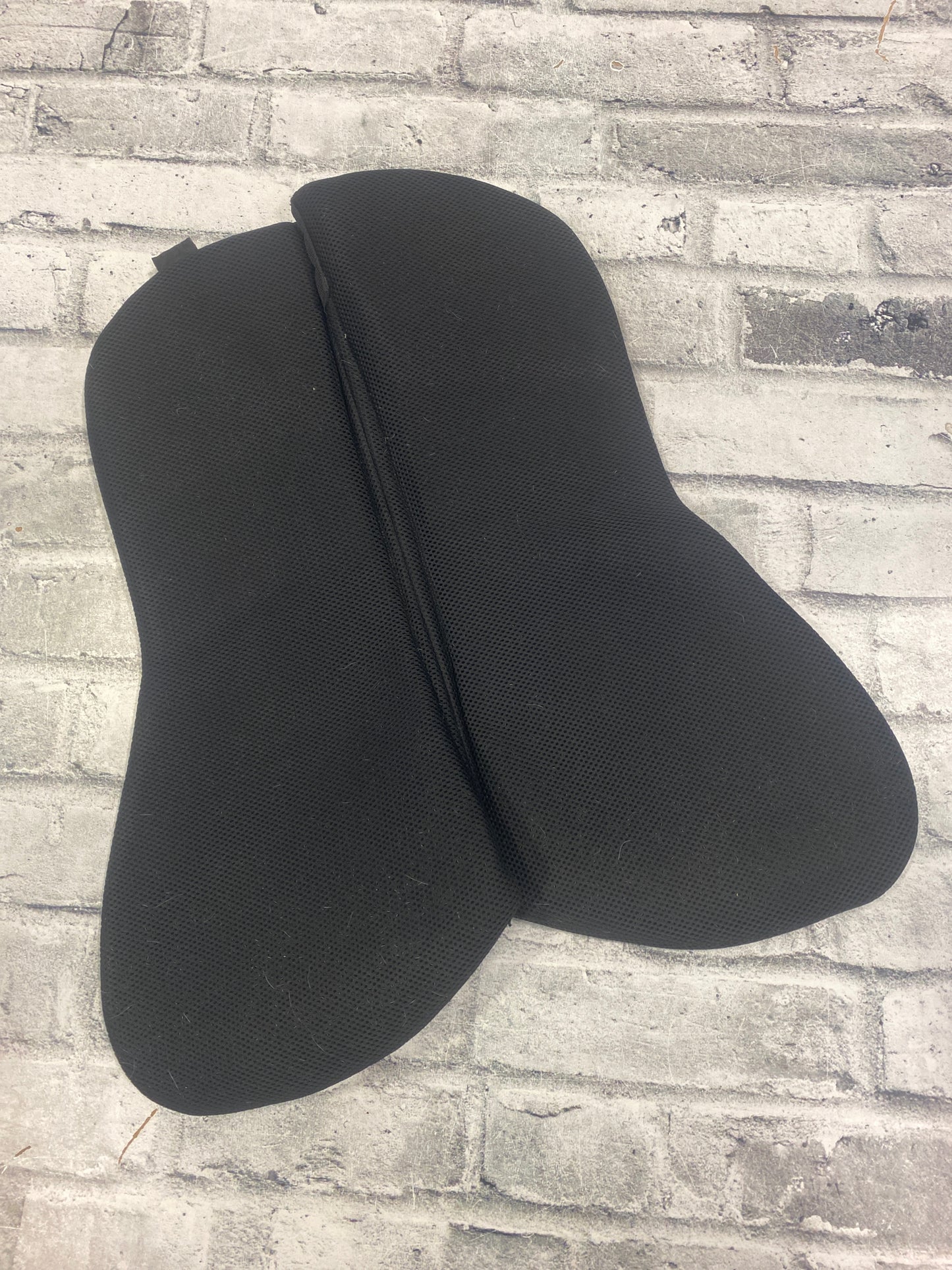 Sedelogic Rear Riser Half Pad Black