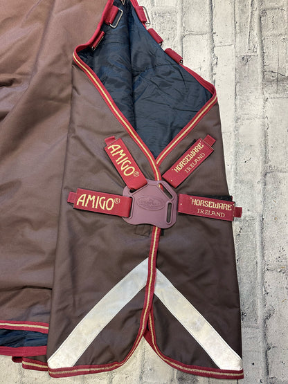 69" Amigo Bravo 12 Plus 100g Turnout Rasin/Burgundy