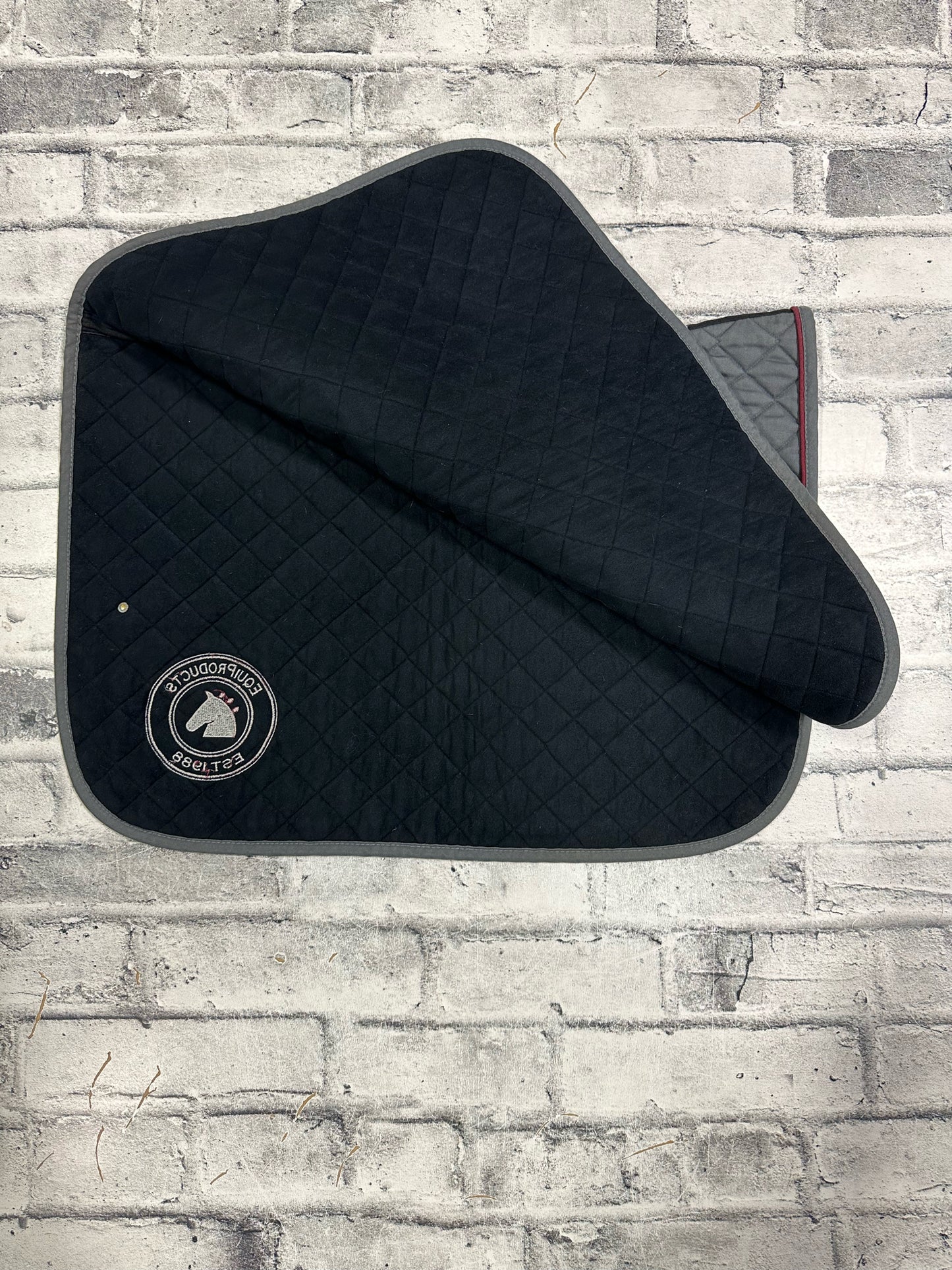 Oglivy Baby Pad Embroidered Grey/Burgundy F