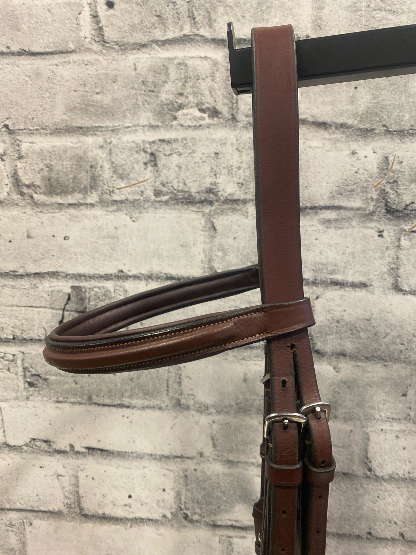 Fancy Stitch Raised Bridle Brown F + Reins