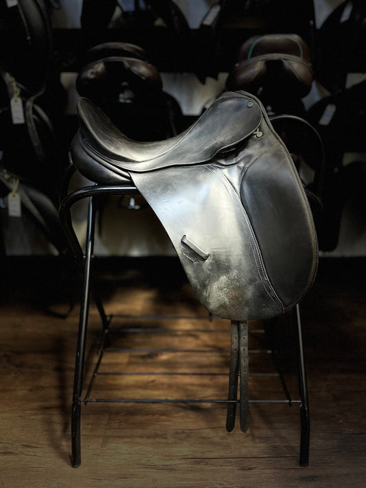 16.5" 1992 County Competitor Dressage Saddle