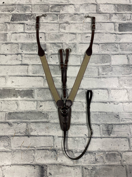 Fancy Stitch Elastic Breastplate Brown F w/ Running Attachment