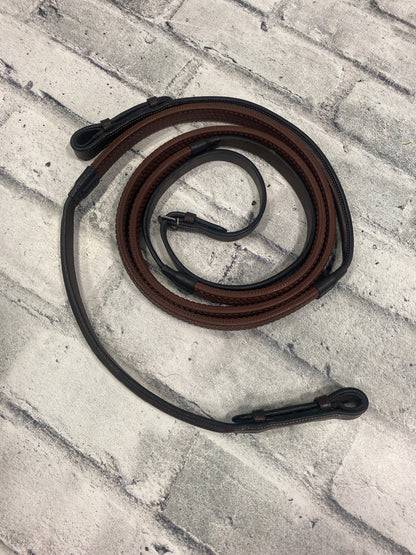 Val du Bois Fancy Stitched Rubber Reins Brown