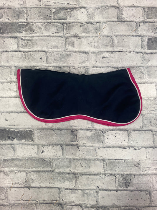 Shedrow Half Pad Cover Black/Pink