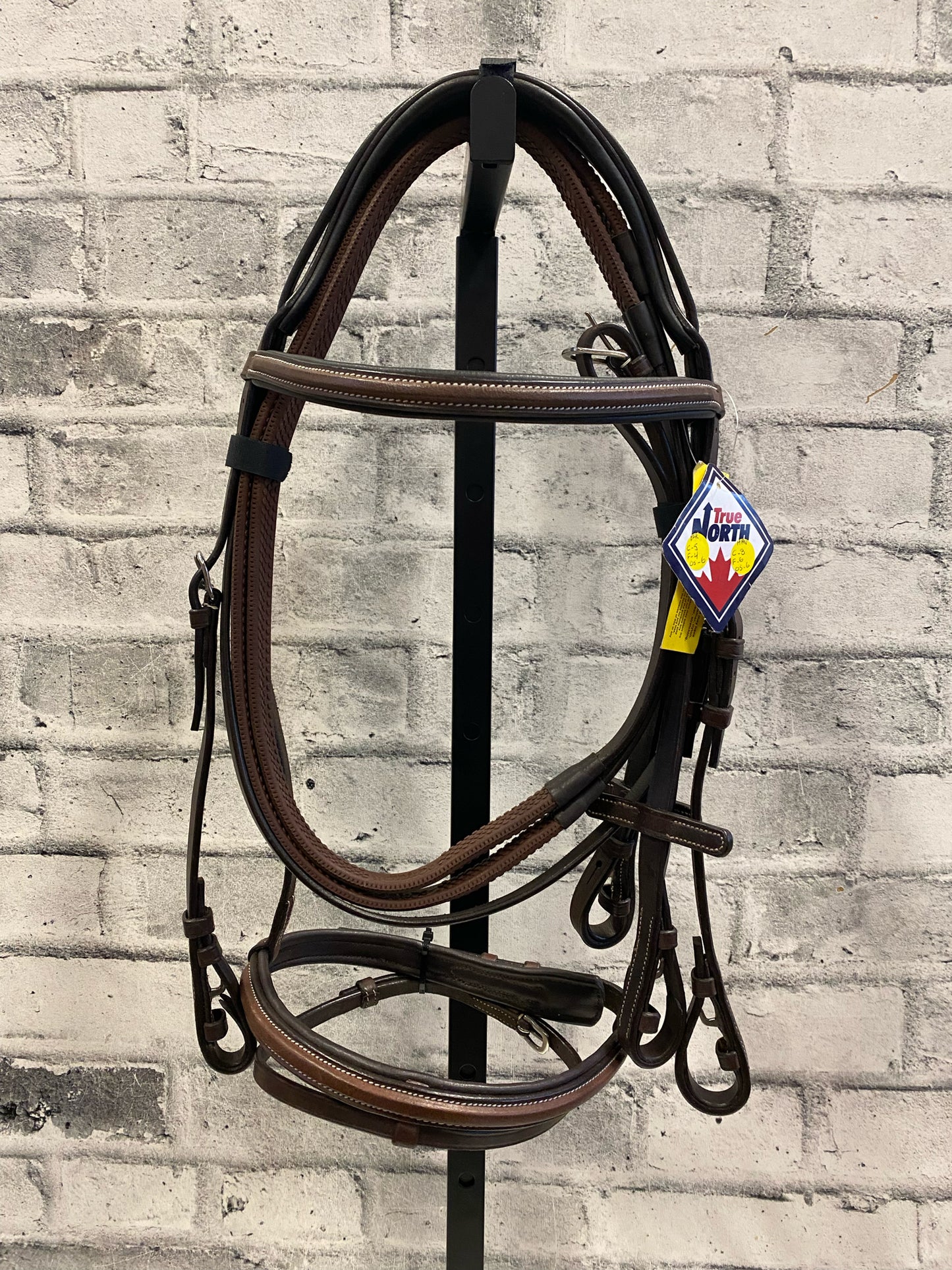 True North Raised Bridle w/Flash+ Rubber Reins F