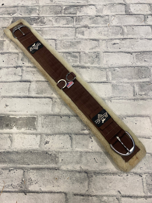 32" Professional Choice Fuzzy Cinch Brown